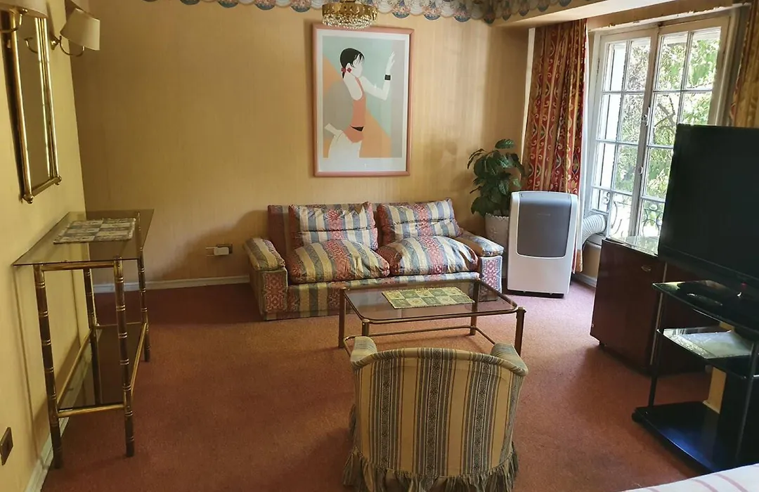 Hotel Foresta-1